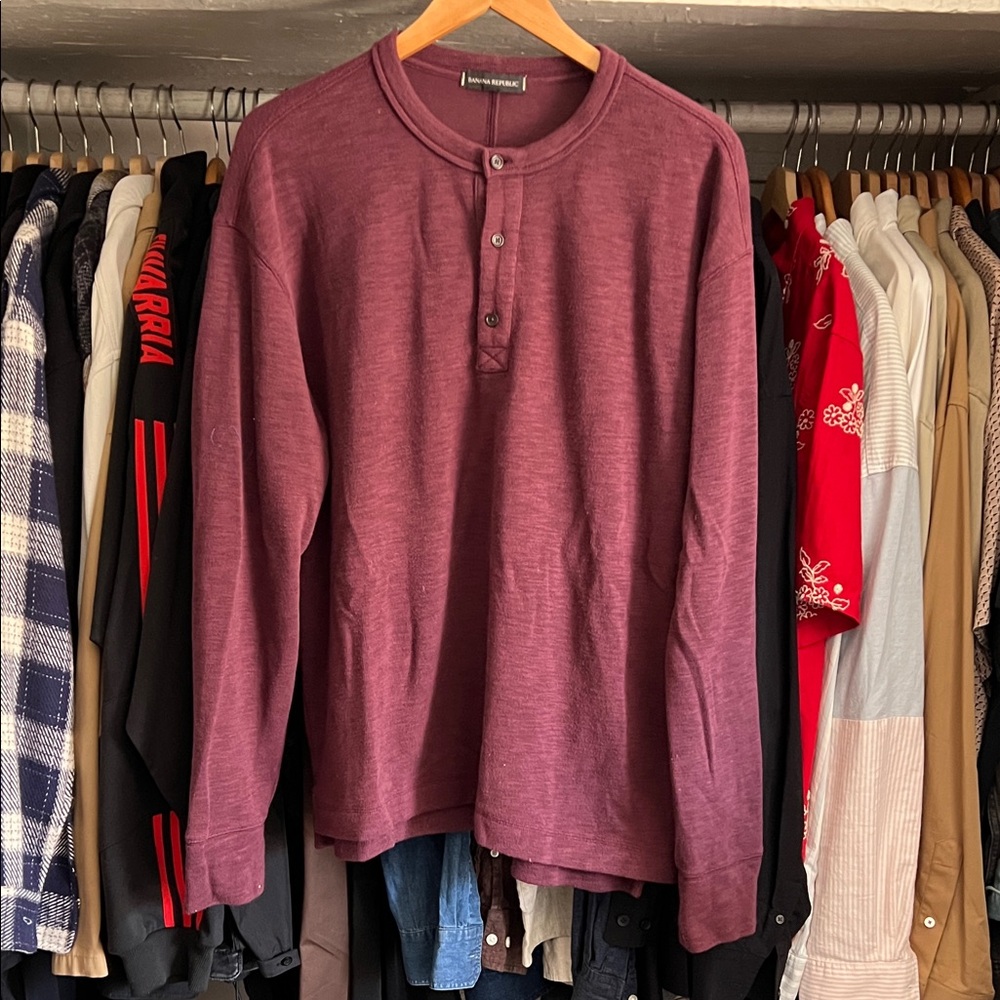 Banana Republic Sweater Henley